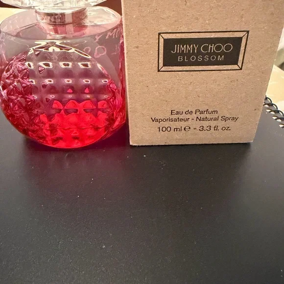 Jimmy Choo Blossom Eau de Parfum in Vibrant Red - Picture 4 of 5